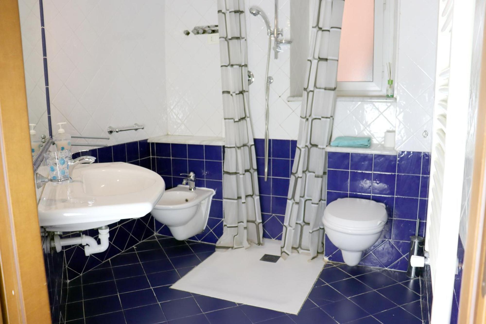 Albergo Locanda Diana Генуя Экстерьер фото