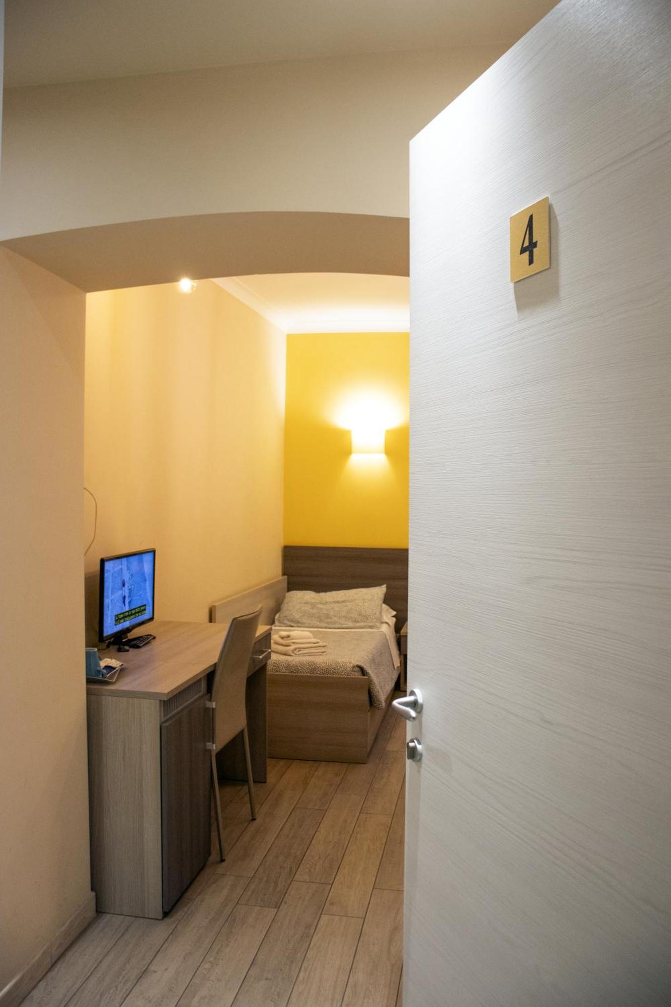 Albergo Locanda Diana Генуя Экстерьер фото