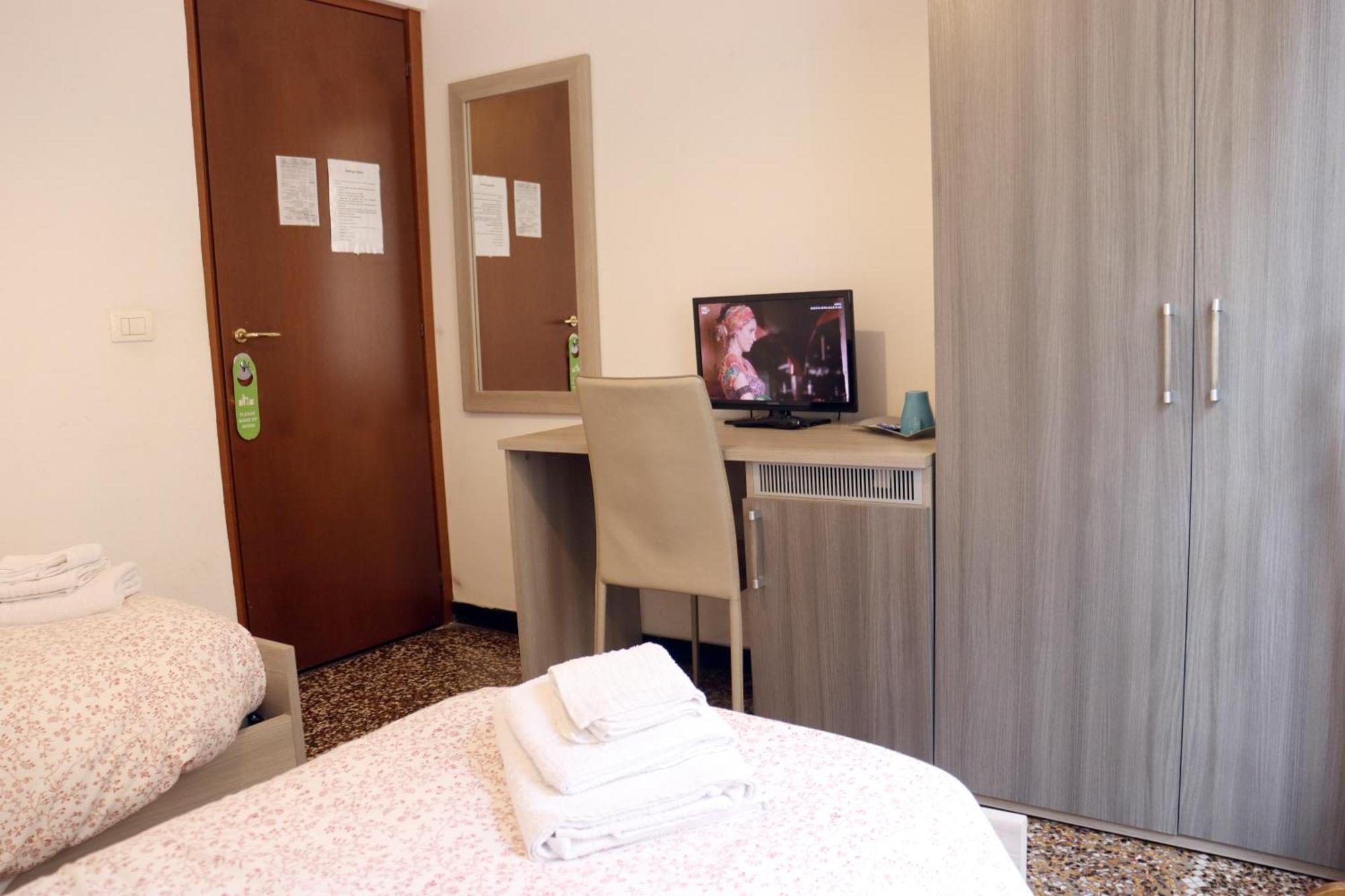 Albergo Locanda Diana Генуя Экстерьер фото
